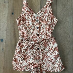 Leaf Print Sleeveless Romper